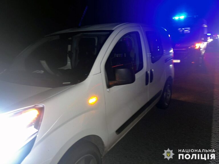 Слідчі поліції встановлюють свідків ДТП зі смертельним травмуванням дитини у Брусилівській громаді
