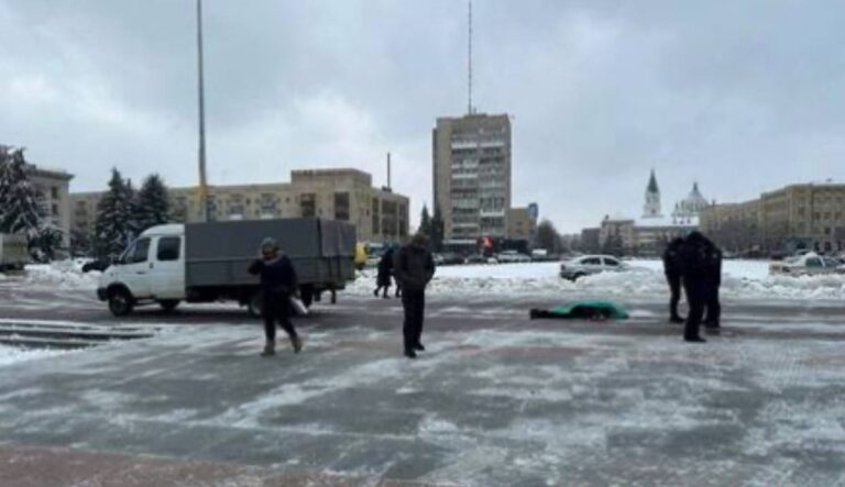Біля драмтеатру трапилася аварія з жертвами. ОНОВЛЕНО