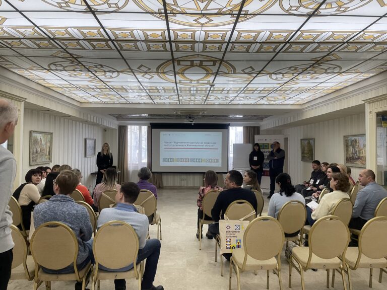 До жителів північних громад Житомирщини їздитимуть мобільні медичні команди