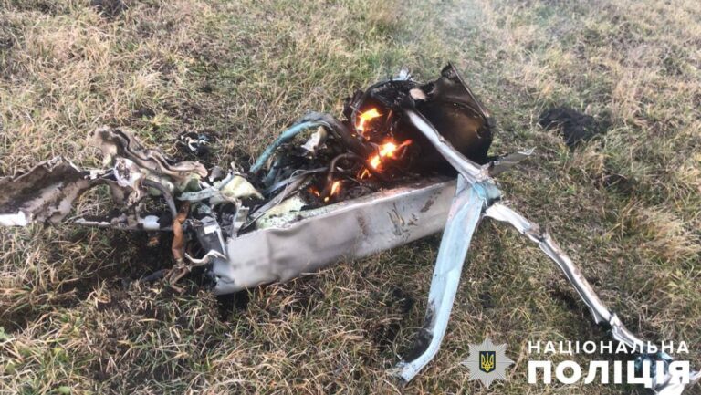 На Житомирщині поліція документує наслідки ворожого обстрілу