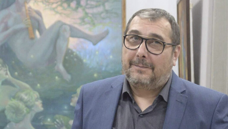 Сьогодні свій день народження відзначає Андрій Попов