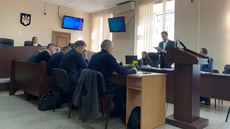 Народному депутату України Андрію Ніколаєнку, який поблизу Житомира збив на смерть 18-річну місцеву жительку, змінили запобіжний захід — із цілодобового домашнього арешту на особисте зобов’язання.