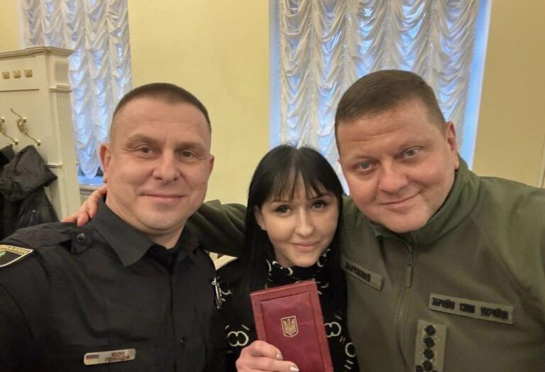 Вітаємо Юлію Толмачову з нагородою!