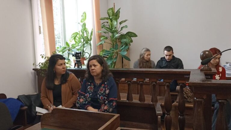 Суд у справі побиття волонтерки з Житомира: підозрюваному знову обирають запобіжний захід