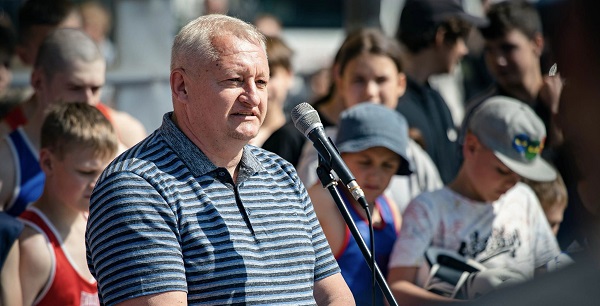 Сьогодні свій День народження святкує Юрій Ніколаєнко