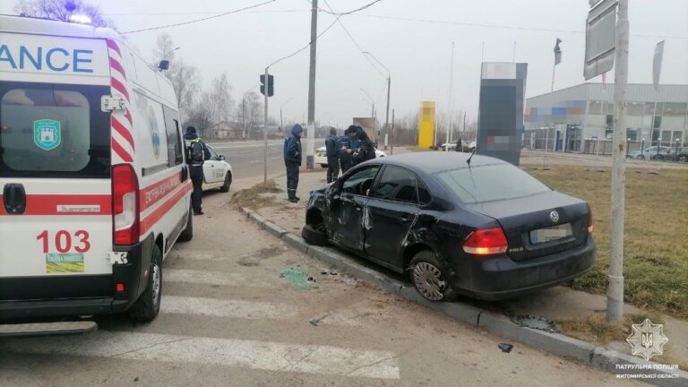 Водія з ознаками сп’яніння виявили патрульні під час оформлення ДТП