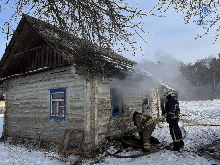 За добу рятувальники ліквідували 9 пожеж у регіоні
