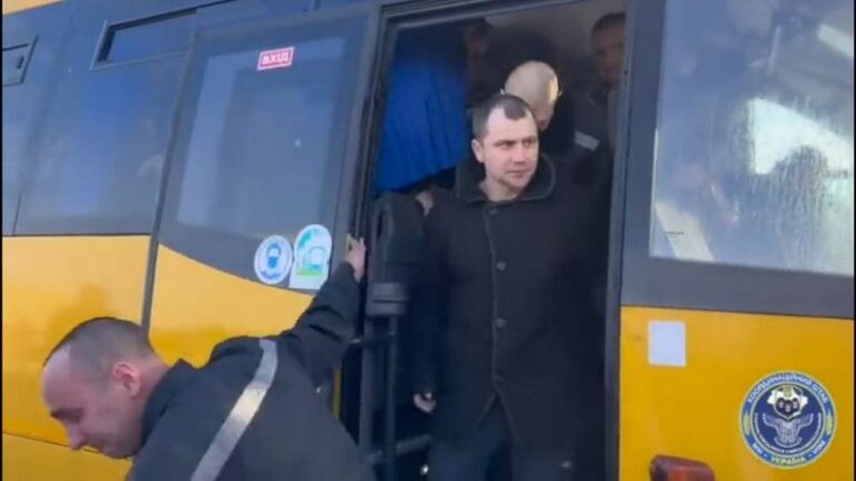 На Житомирщину з російського полону повернули військового лікаря Андрія Наймана