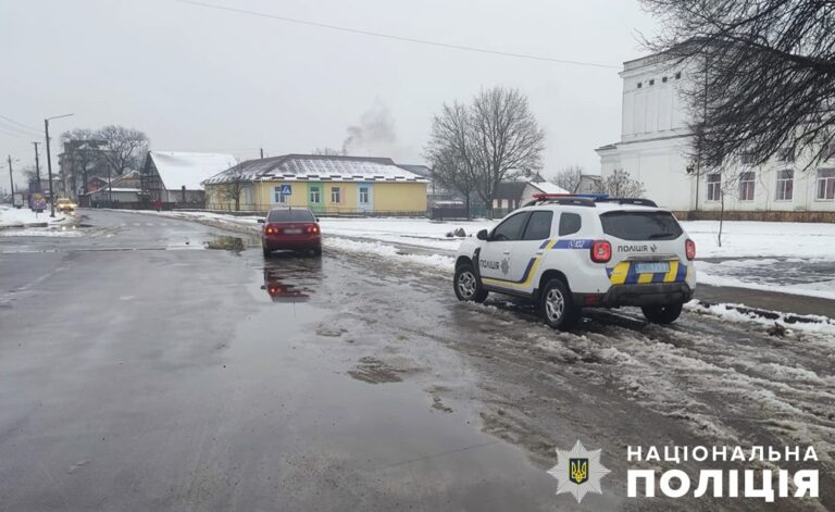 Нетвереза водійка з Олевщини хотіла підкупити поліцейських