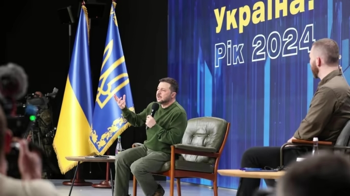 «Я не хочу розбиратись, вже розбираються правоохоронці», – Зеленський про незаконне стеження за редакцією Bihus.Info
