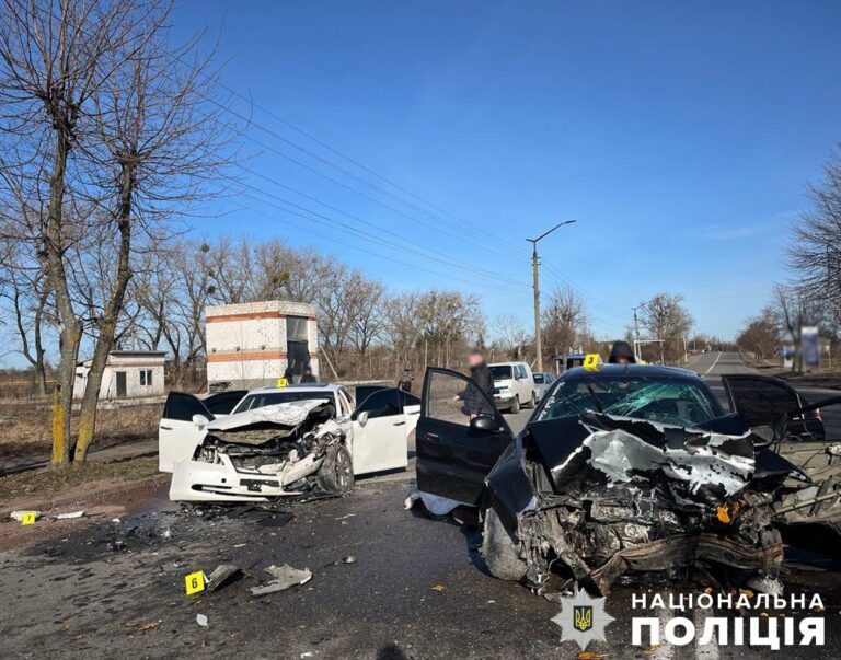 Поліція встановлює обставини ДТП у Коростені з двома загиблими