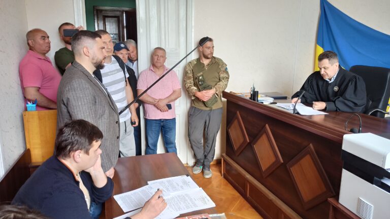 Ініціативна група вимагає звільнити із займаної посади секретаря Оліївської сільської ради в зв’язку з кримінальною справою