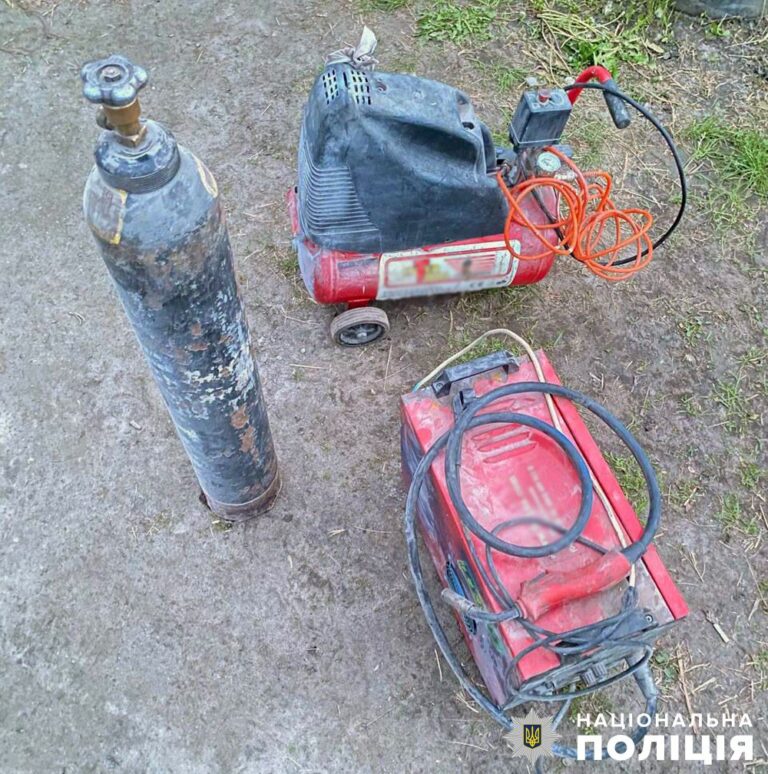 Обікрав сусіда: поліцейські встановили причетного до крадіжки у Малині