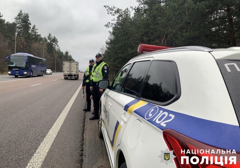 Продовжував керувати автівкою попри заборону: слідчі поліції завершили розслідування невиконання рішень суду