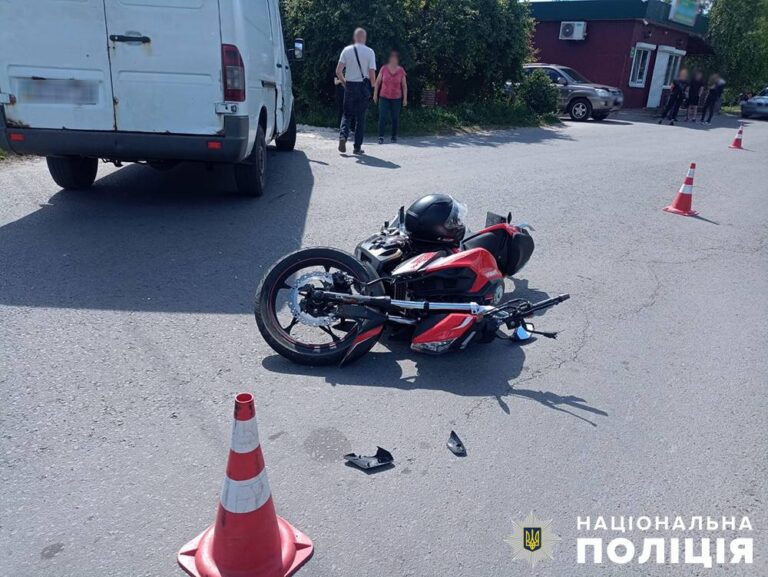 Поліція Житомирщини застерігає: керування мототранспортом потребує суворого дотримання правил безпеки та ПДР!
