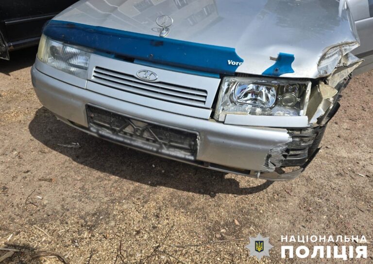 Хорошівські поліцейські затримали нетверезого керманича, який збив дівчину-підлітка та утік з місця ДТП