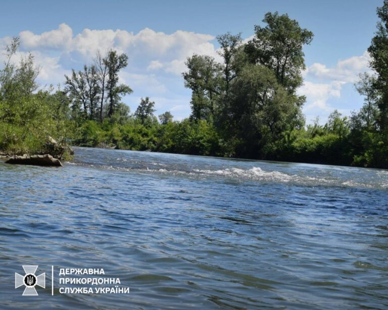 На берег Тиси винесло тіло 10-го від початку травня потопельника