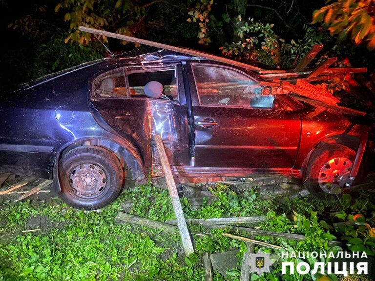 Поліція з’ясовує обставини ДТП з травмуванням людини у Райгородоцькій громаді