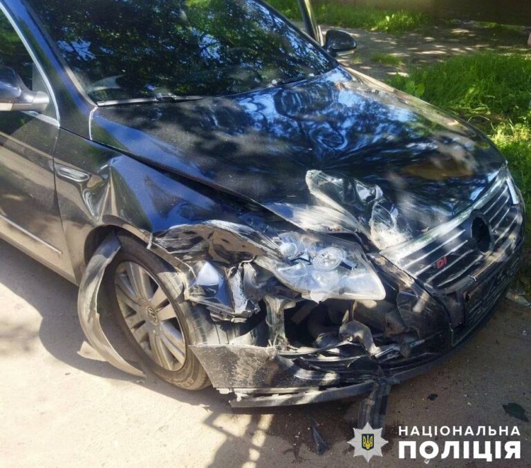 Бердичівські поліцейські встановлюють обставини ДТП з двома травмованими