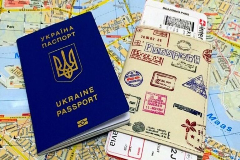 Які документи треба для виїзду за кордон чоловікам з інвалідністю