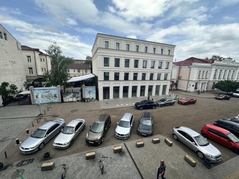 Житомир Urban News: Коли машини окуповують простір…