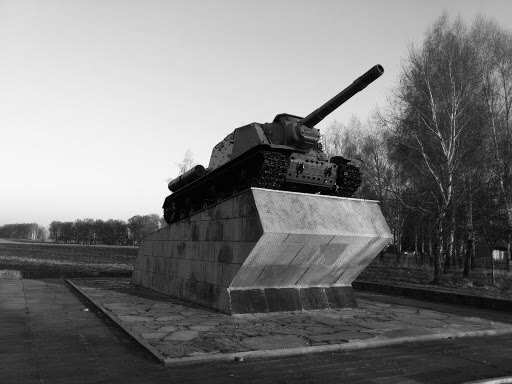 Чуднівська міська рада повідомляє про перенесення пам’ятника на честь 45-річчя визволення Чуднова від німецько-фашистських загарбників