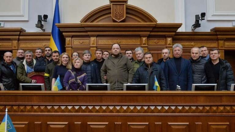 Нардепи проголосували за підвищення зарплат для своїх помічників до 132 600 грн на місяць — це фонд для всіх помічників нардепа