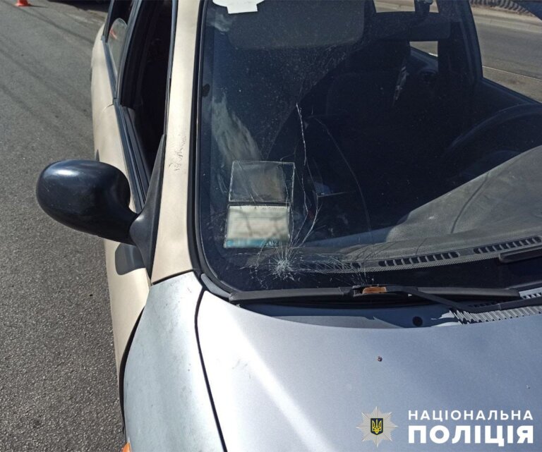 Поліцейські розслідують ДТП з травмуванням дитини у Житомирі