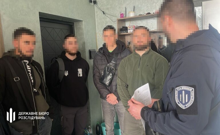 За матеріалами ДБР судитимуть військових, які допомогли втекти підозрюваним у розстрілі поліцейських на Вінниччині