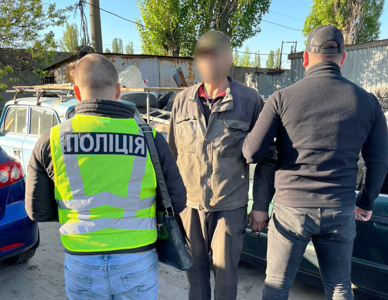 Ошукав підприємців: на Житомирщині поліцейські викрили чоловіка у заволодінні 9 тон алюмінію