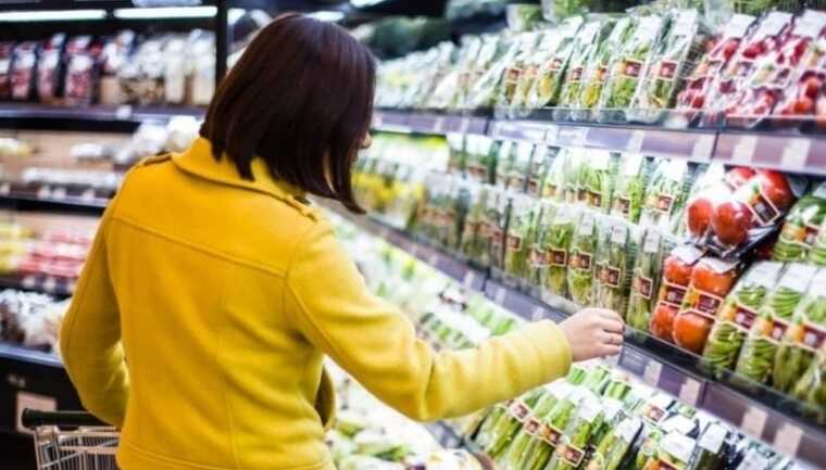 В Україні дорожчають деякі продукти харчування, транспорт, тютюнові вироби та алкоголь
