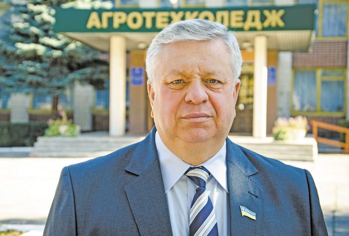 Головного комуніста Житомирщини спіймали на хабарі
