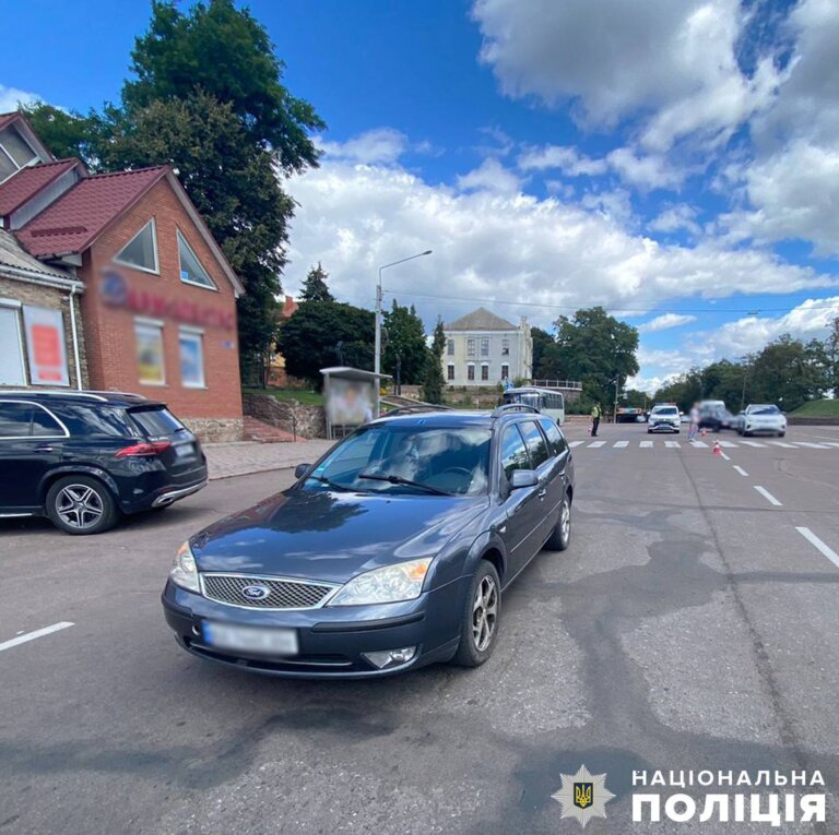 У Коростені поліція розслідує ДТП з травмуванням пішохода
