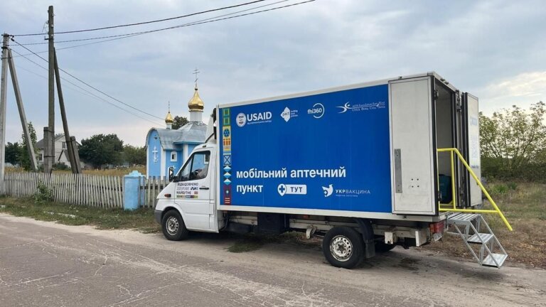 Мобільні аптеки розпочали роботу на Житомирщині