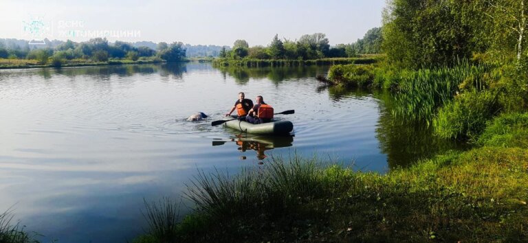 В смт Словечне на місцевому ставку з води дістати тіло потопельника