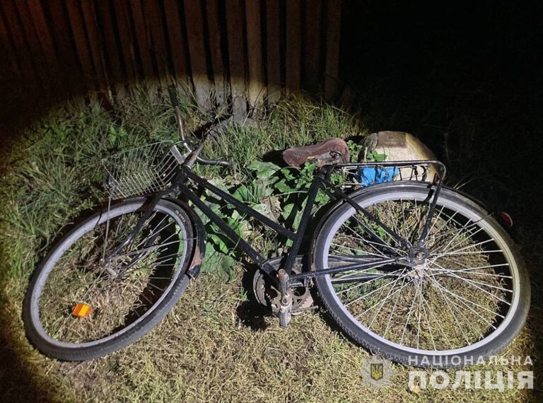 Поліція розслідує ДТП з травмуванням велосипедистки у Черняхові