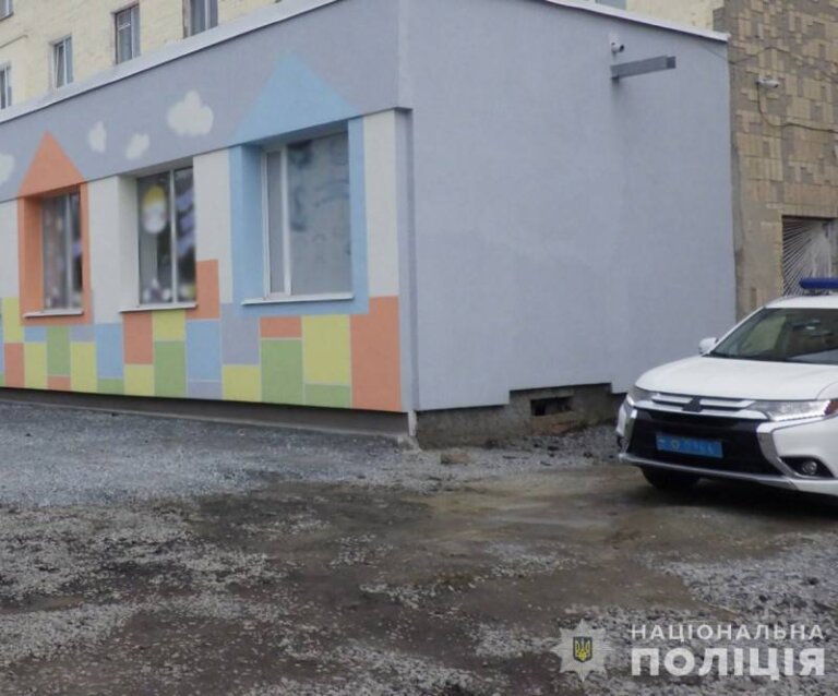 Поліцейські завершили розслідування тяжкого травмування 18-річного хлопця у Звягелі