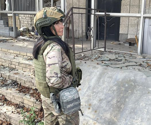 Юлія Толмачова: Війна сама по собі не скінчиться. Тільки спільними зусиллями ми зможемо зупинити цих болотних під…ів