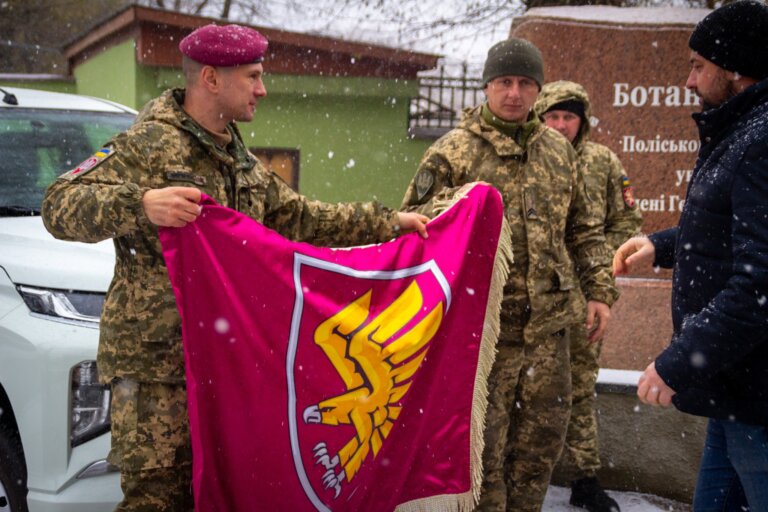 Подарунків багато не буває, тим паче, коли мова йде про наших захисників з 95-ї окремої десантно-штурмової Поліської бригади