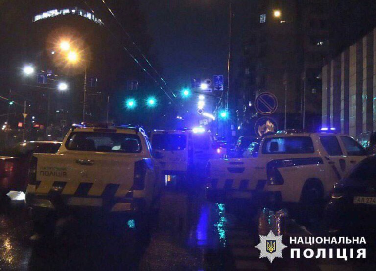 В центрі Києва сталася стрілянина: одна людина загинула, двоє поранено, — Нацполіція
