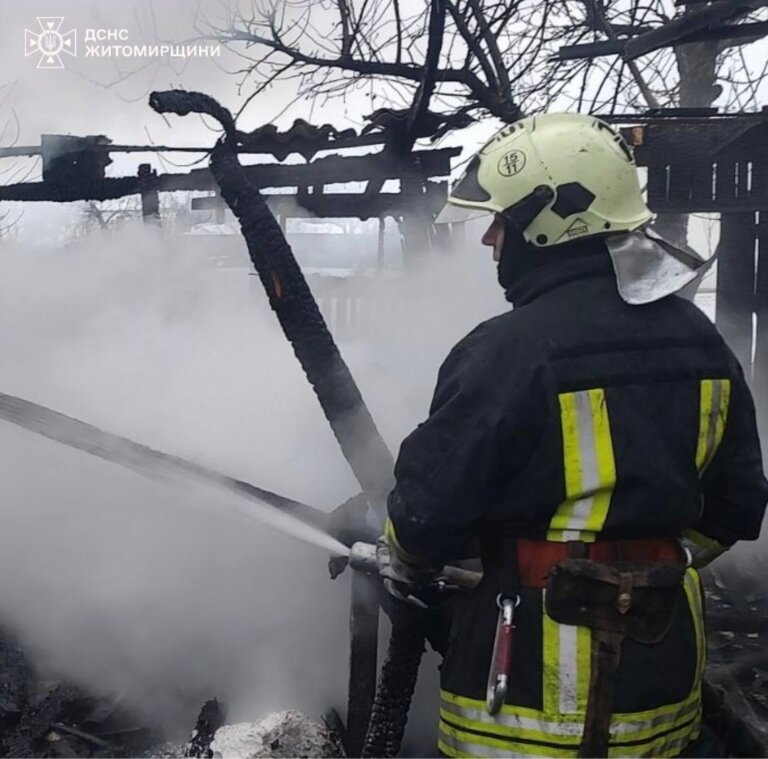 За добу рятувальники загасили вісім пожеж у житловому секторі, що виникли в різних районах