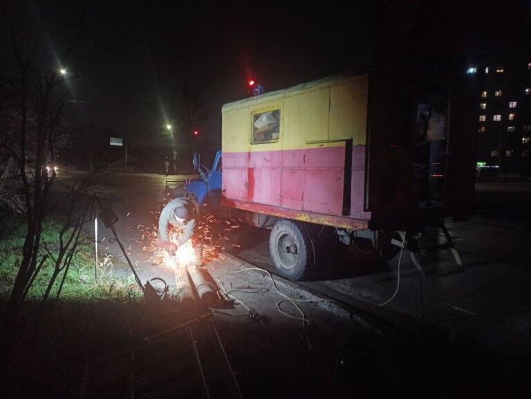 В Житомирводоканалі розповіли, як продовжуються роботи із ліквідації витоку на Вільському шляху