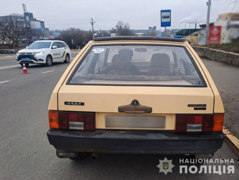 ДТП з травмуванням жінки в Малині: поліцейські з’ясовують обставини події