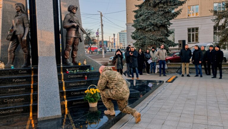 В Житомирі вшанували подвиг українських Кіборгів