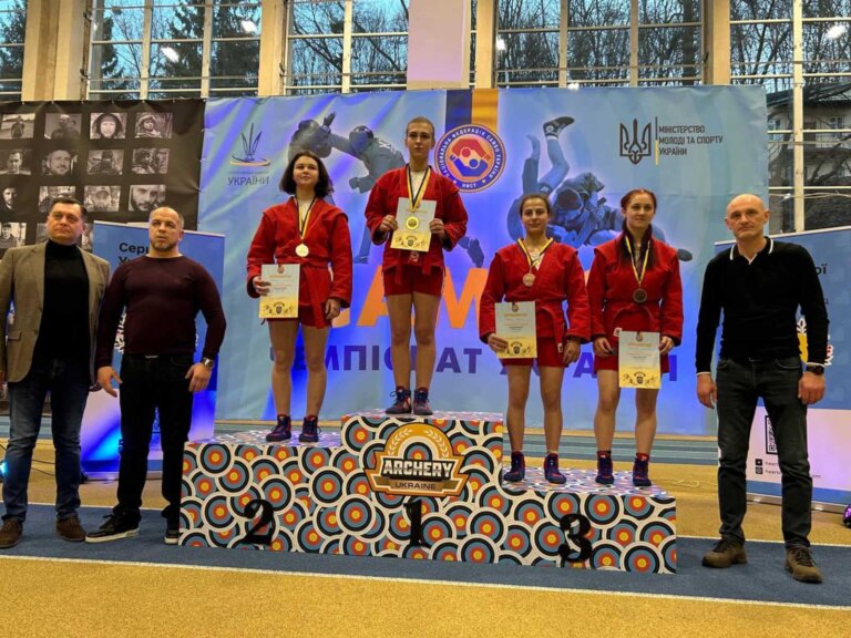 На чемпіонаті України зі спортивного та бойового самбо у Львові спортсмени з Житомирщини здобули 11 призових місць