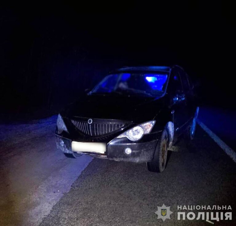 Спроба дати хабар та втеча не вдалися: у Брусилові нетверезий водій намагався уникнути відповідальності