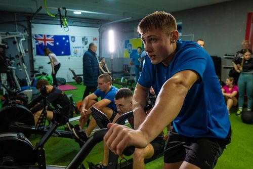 У Житомирі відкрили безкоштовну секцію з веслування на човнах «Дракон»
