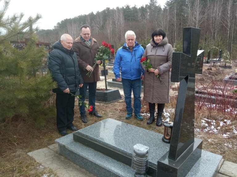 У Житомирі лицарів духу, носіїв людяності і хранителів честі прийнято не забувати!