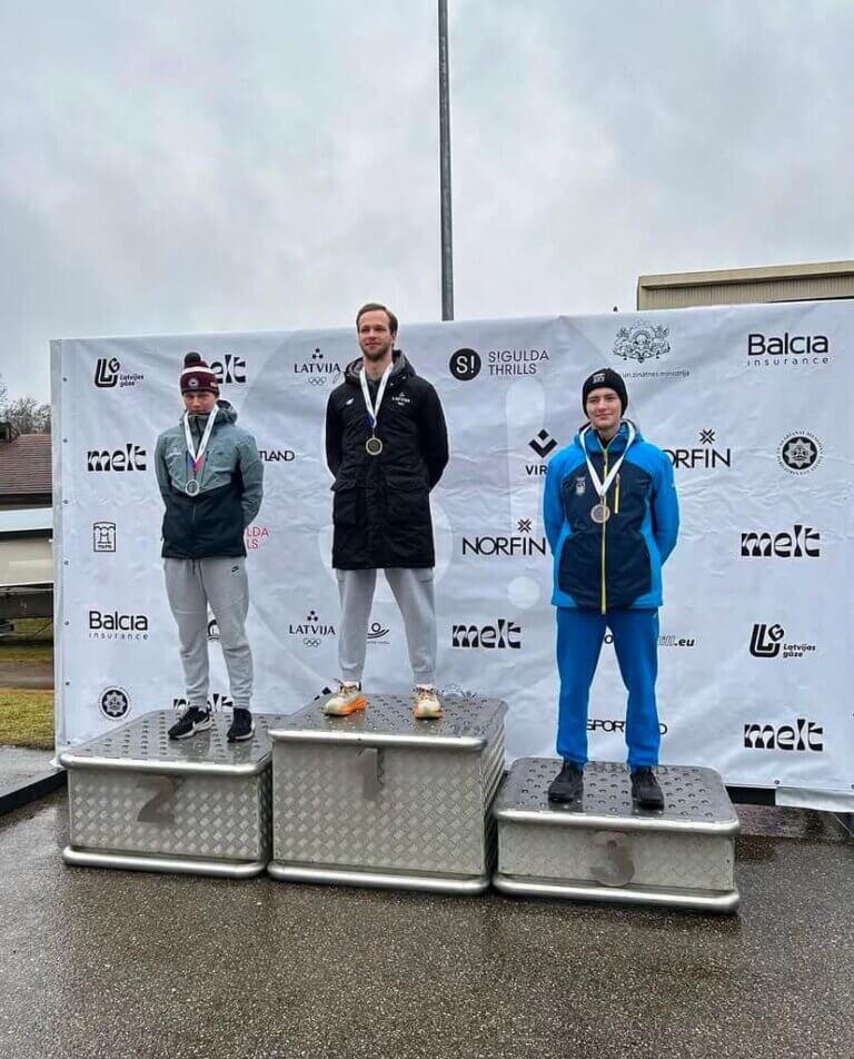 Український скелетоніст Ярослав Лавренюк — бронзовий призер чемпіонату Європи серед юніорів та чемпіонату Європи серед юніорів U20