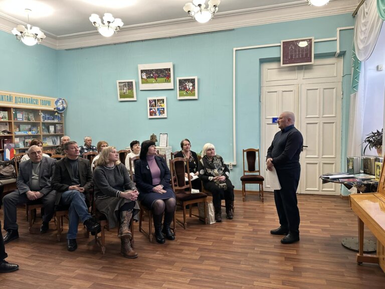 Житомирська обласна бібліотека для дітей та юнацтва провела вечір пам’яті відомих земляків